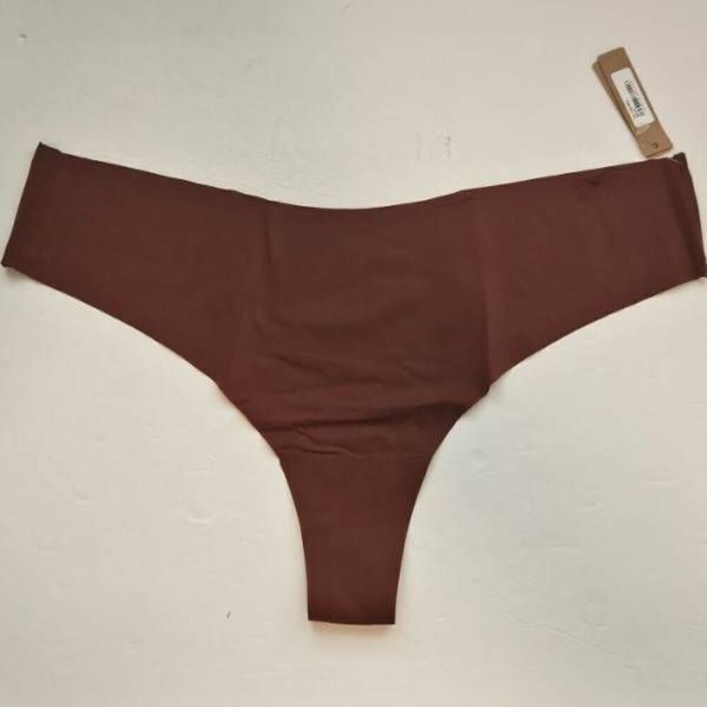 Skims panty Nwt